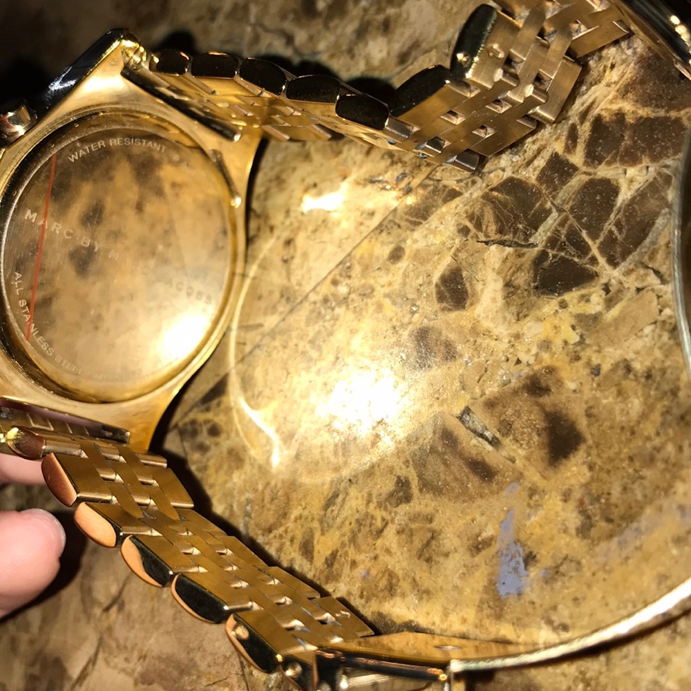 Gold Marc Jacob Watch - Picture 6 of 6